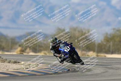 media/Dec-07-2025-CVMA (Sun) [[3e7d2de5dc]]/Race 12- Formula 40 MW and LW/